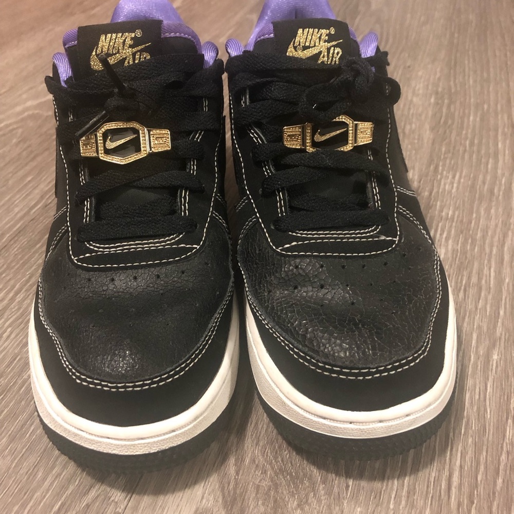 Nike Kids Black and Purple Sneakers